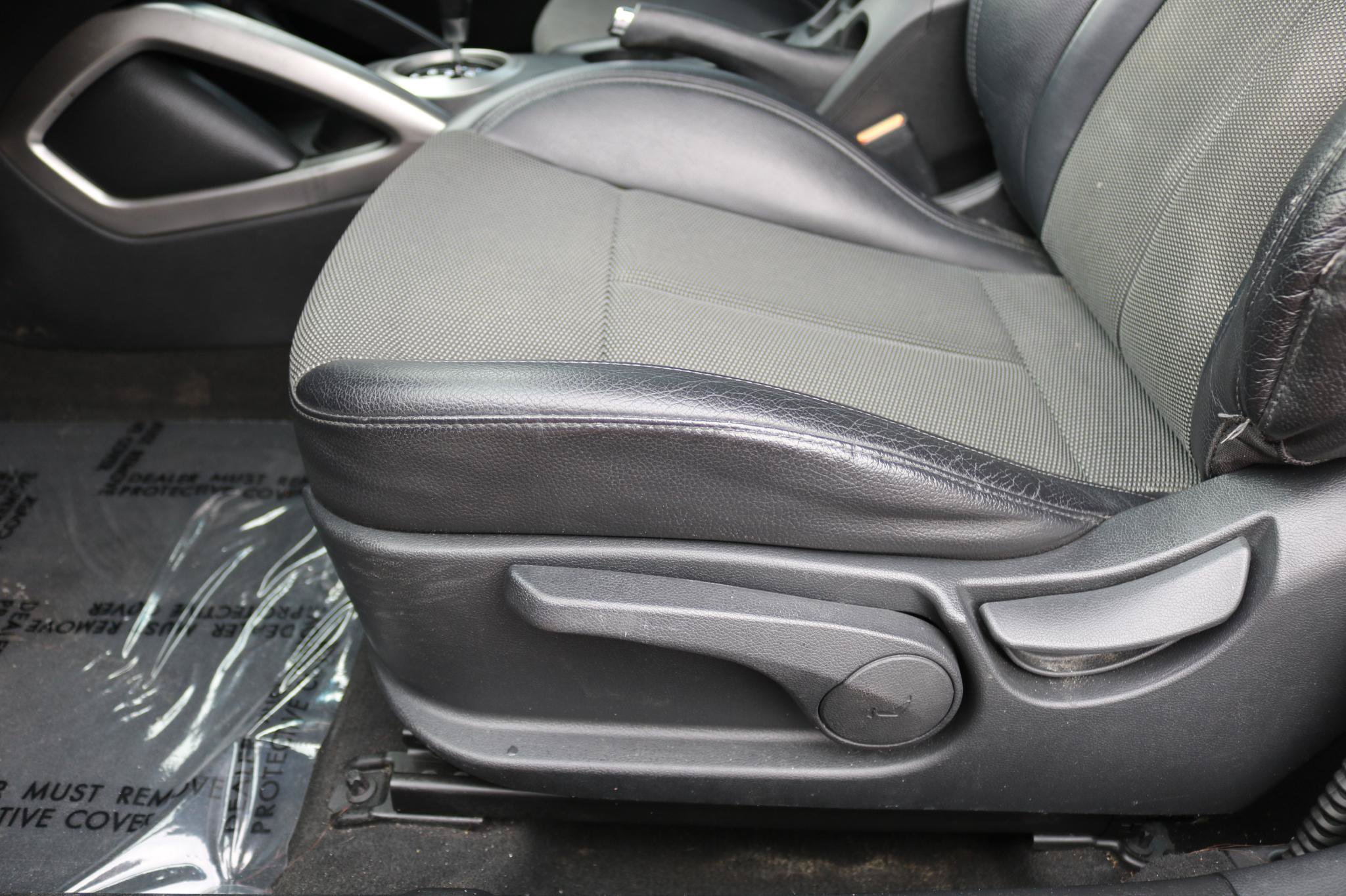 Used 2015 Hyundai Veloster w/ Option Group 03 FWD image 19