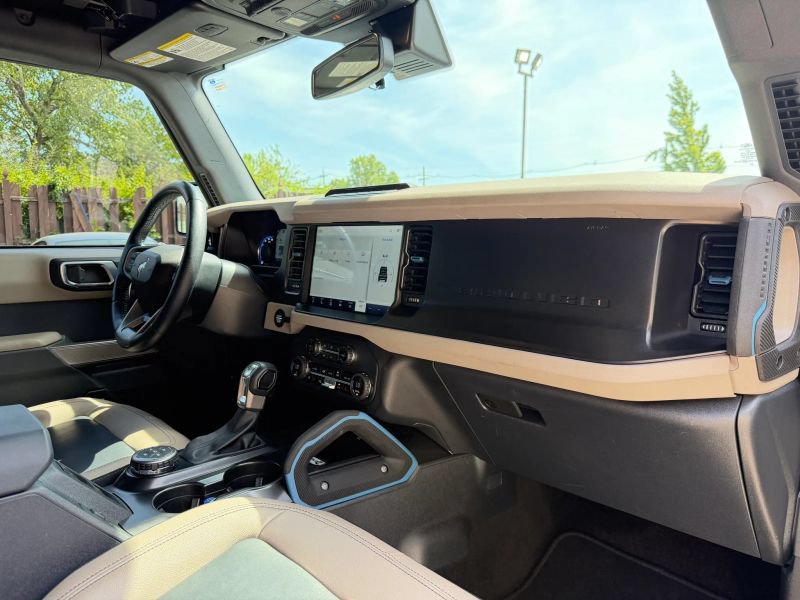 Used 2023 Ford Bronco Wildtrak AWD/4WD image 30