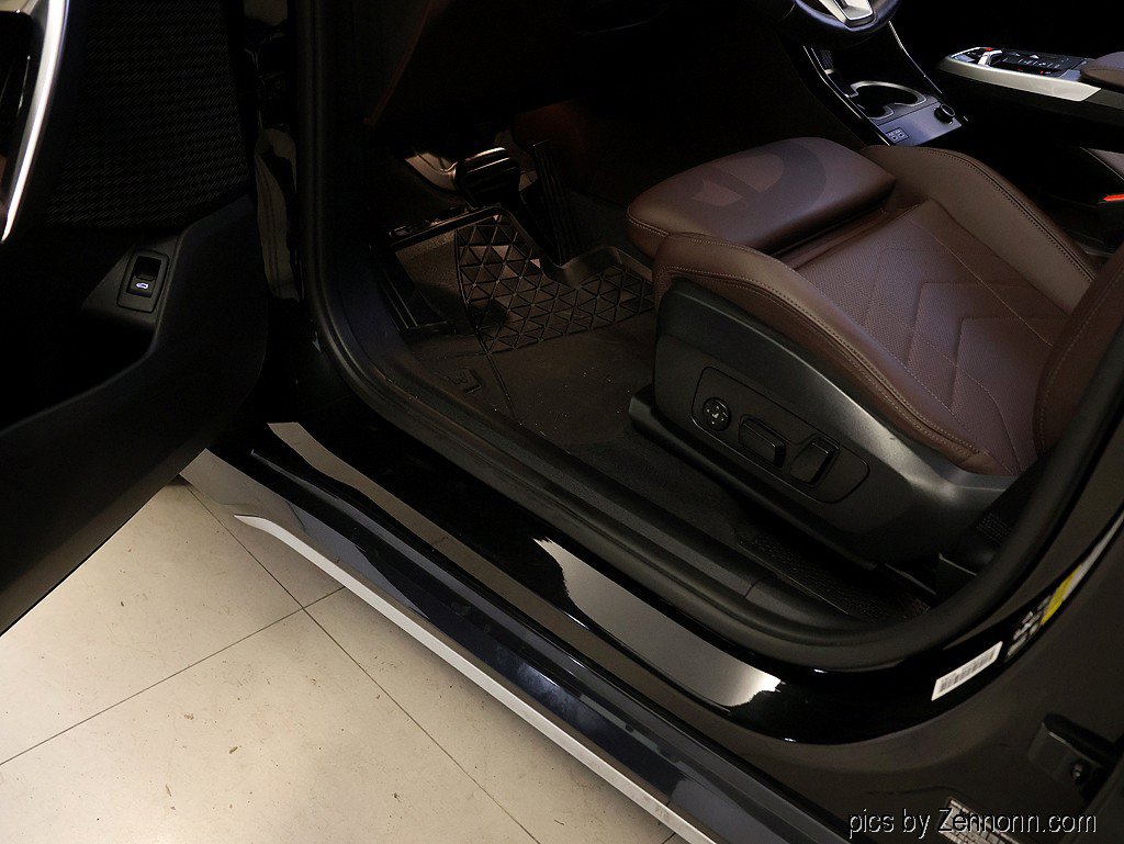 Certified 2023 BMW X1 xDrive28i w/ Convenience Package image 24