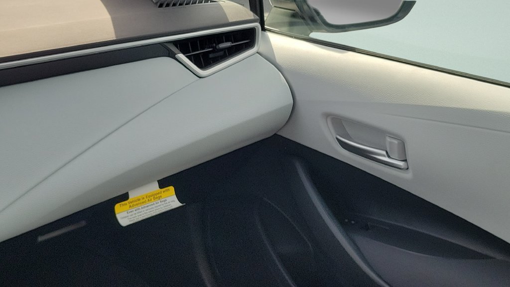 New 2026 Toyota Corolla SE FWD image 11