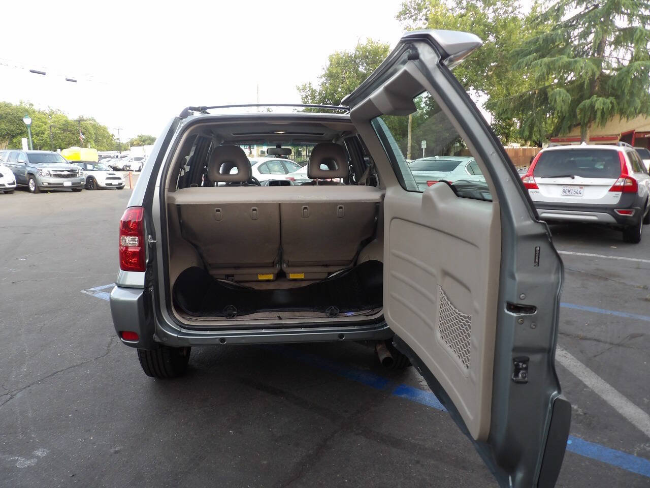 Used 2005 Toyota RAV4 4WD image 11