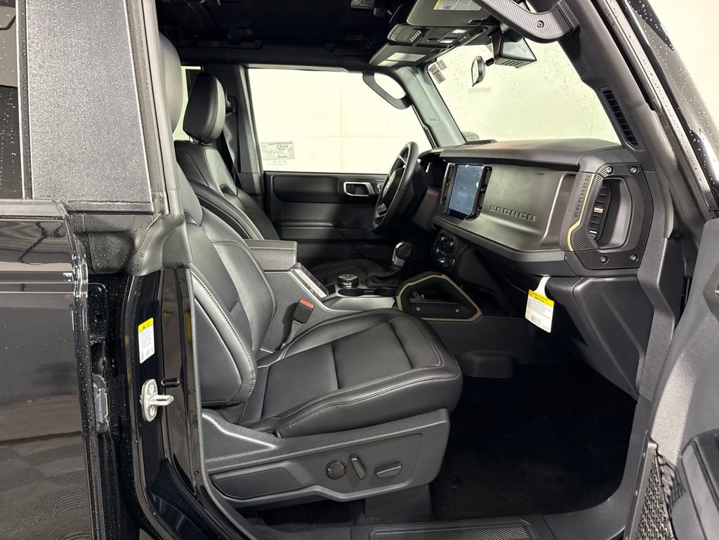 New 2026 Ford Bronco Badlands AWD/4WD image 15