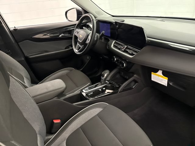 Certified 2024 Chevrolet TrailBlazer LT w/ Convenience Package AWD/4WD image 27