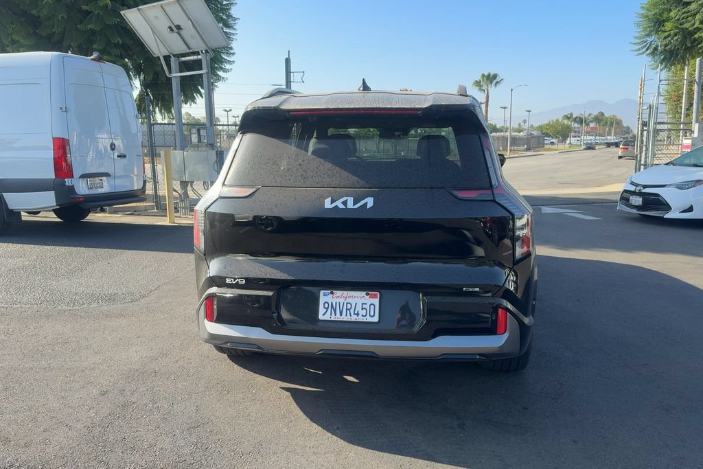 Used 2024 Kia EV9 GT-Line AWD/4WD image 7