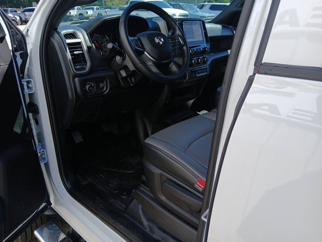 New 2027 RAM 4500 Tradesman w/ Chrome Appearance Group AWD/4WD image 46