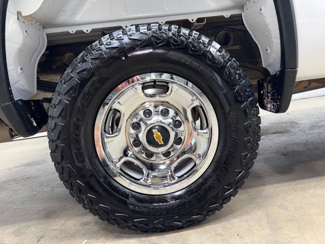 Used 2023 Chevrolet Silverado 2500 W/T w/ WT Convenience Package AWD/4WD image 39