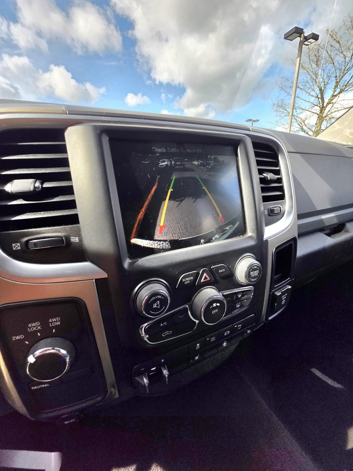 Used 2015 RAM 3500 Big Horn AWD/4WD image 8