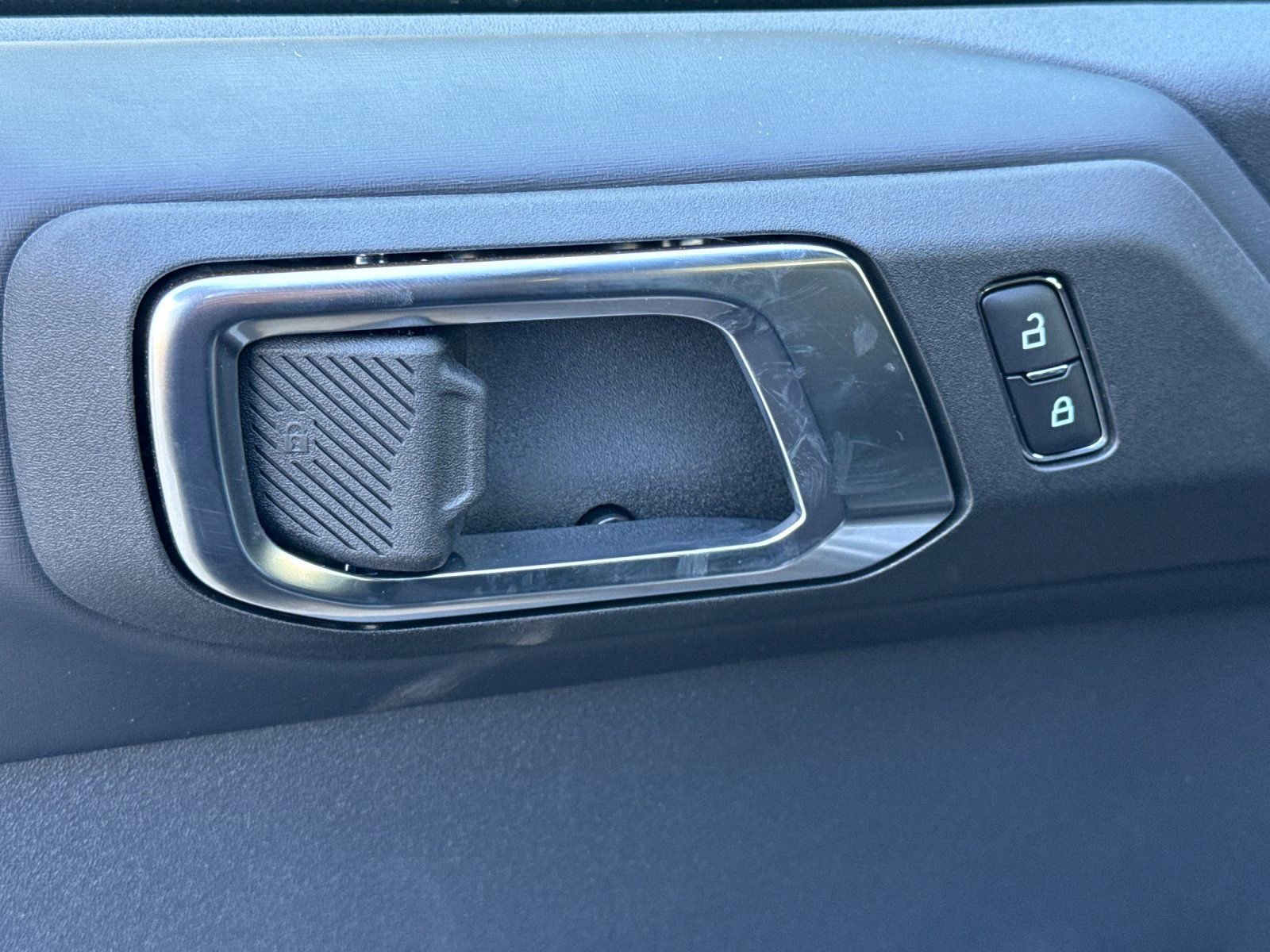 New 2025 Ford Bronco Badlands image 11