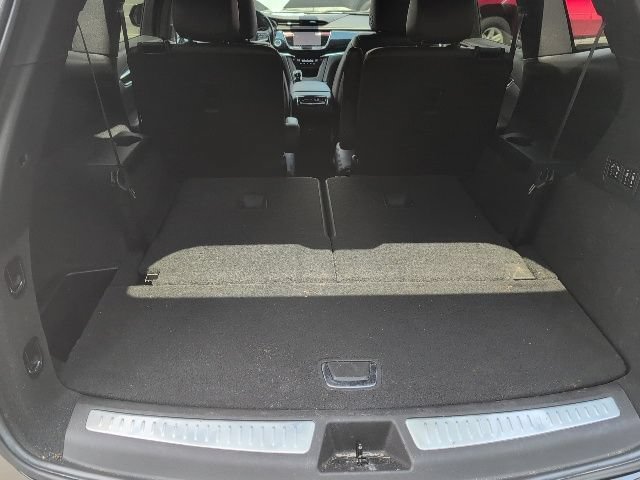 Used 2022 Cadillac XT6 Premium Luxury AWD/4WD image 14