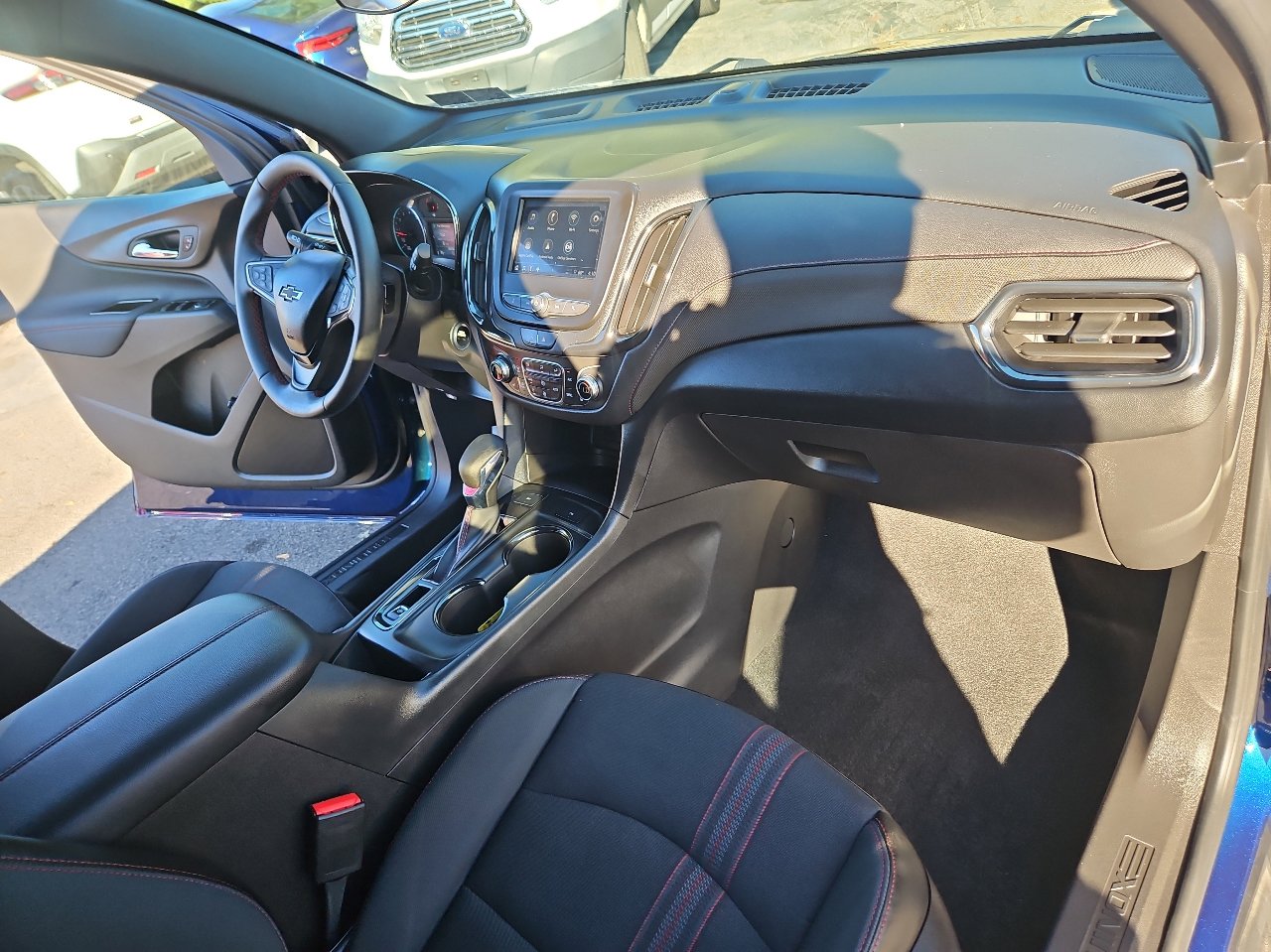 Used 2023 Chevrolet Equinox RS image 18