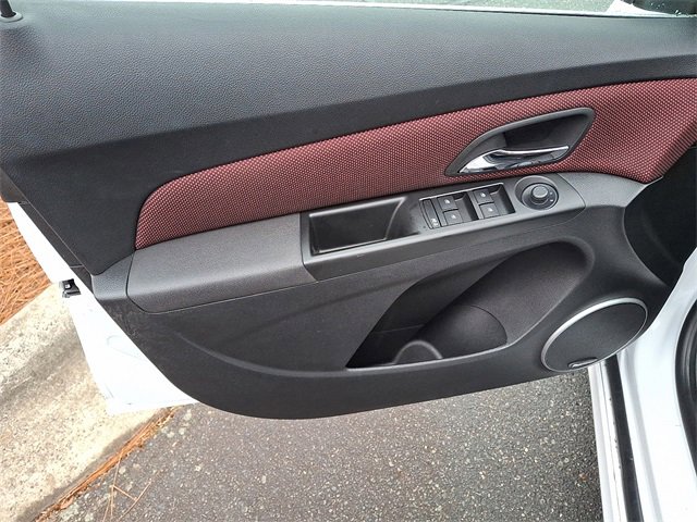 Used 2013 Chevrolet Cruze LT w/ All-Star Edition image 9