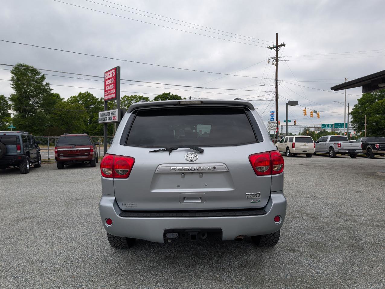 Used 2015 Toyota Sequoia SR5 AWD/4WD image 8