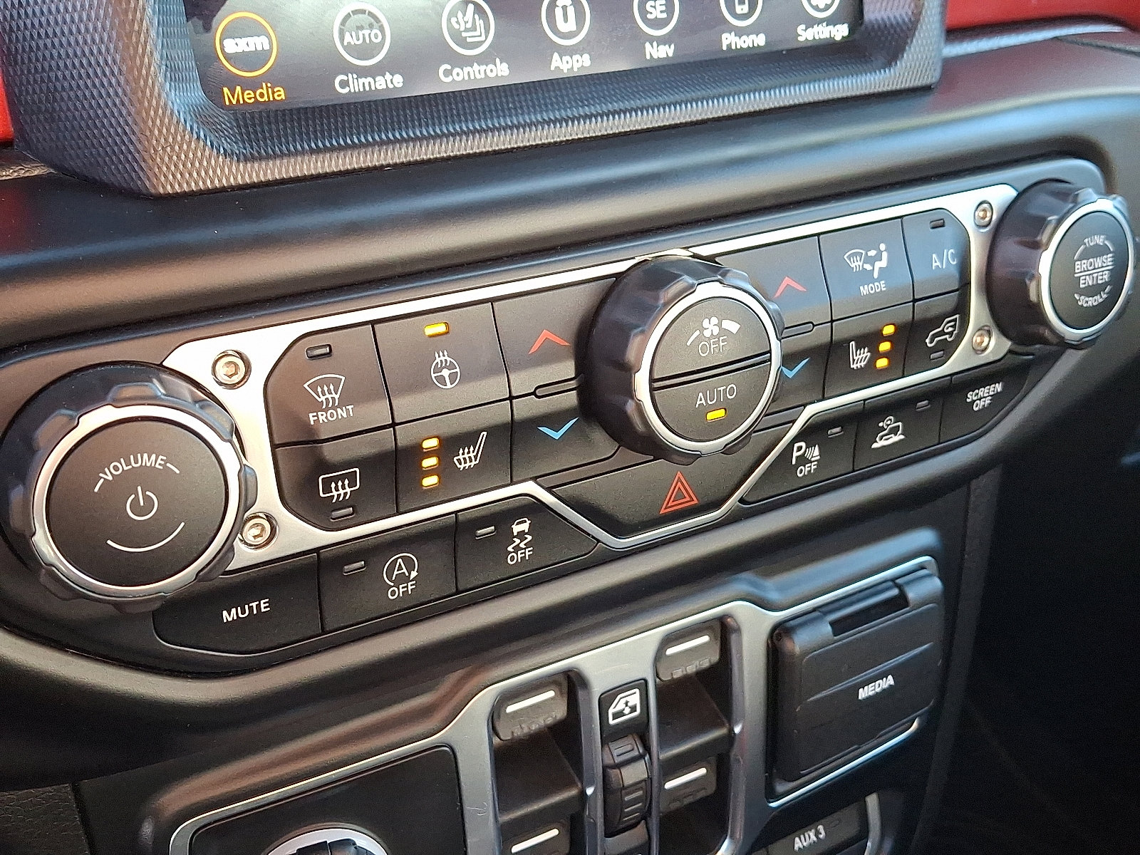 Used 2020 Jeep Gladiator Rubicon image 16