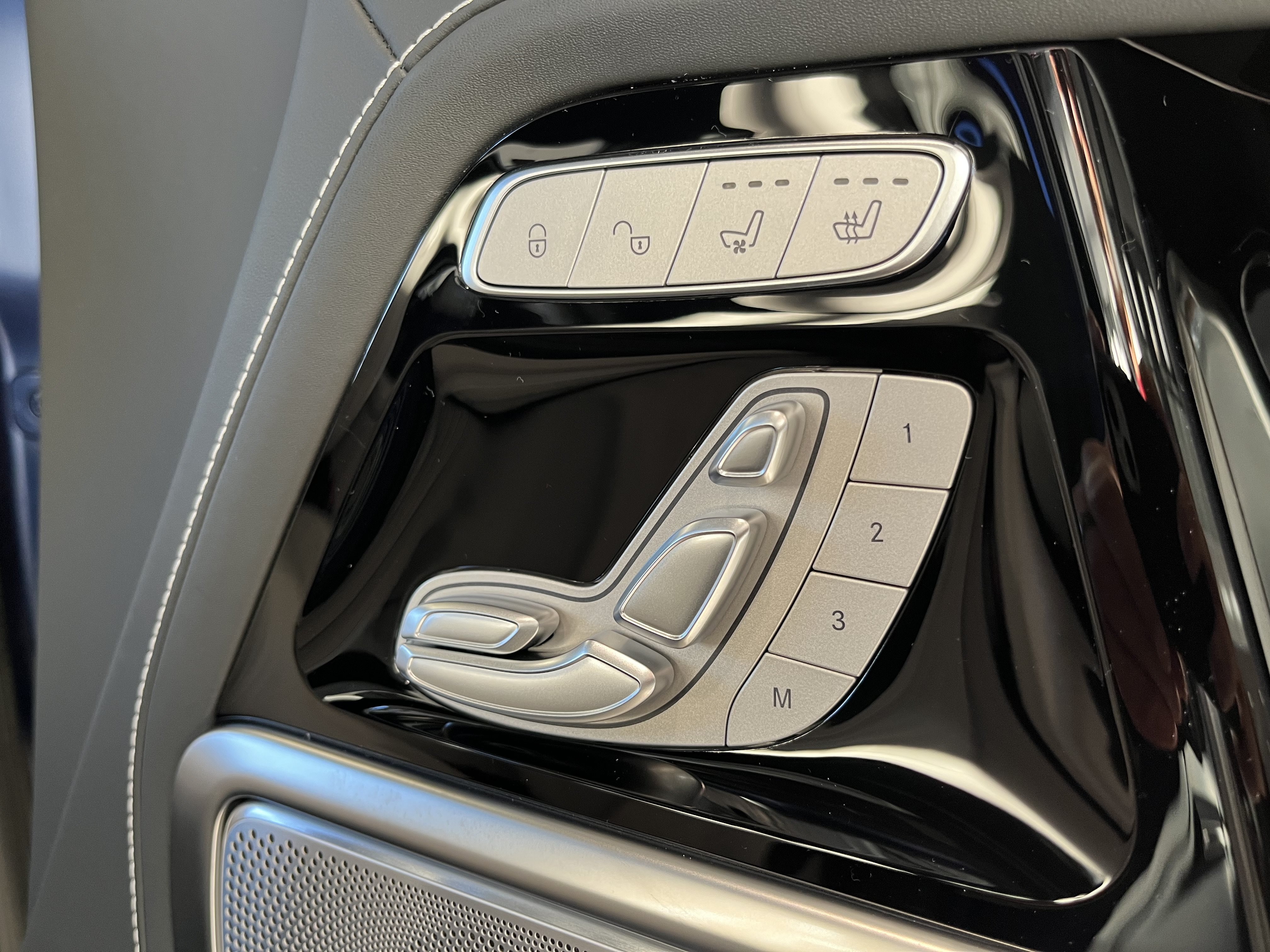 New 2027 Mercedes-Benz G 63 AMG 4MATIC image 17