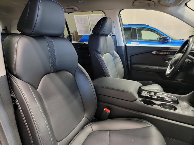 Certified 2025 Honda Pilot EX-L image 15