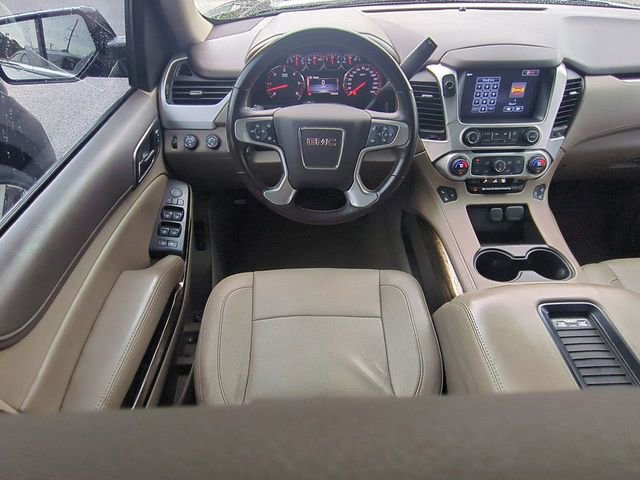 Used 2016 GMC Yukon XL SLT w/ Open Road Package AWD/4WD image 17