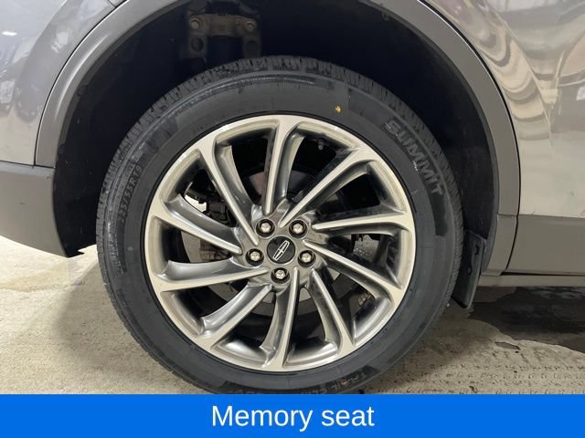 Certified 2023 Lincoln Corsair AWD w/ Equipment Group 101A image 13