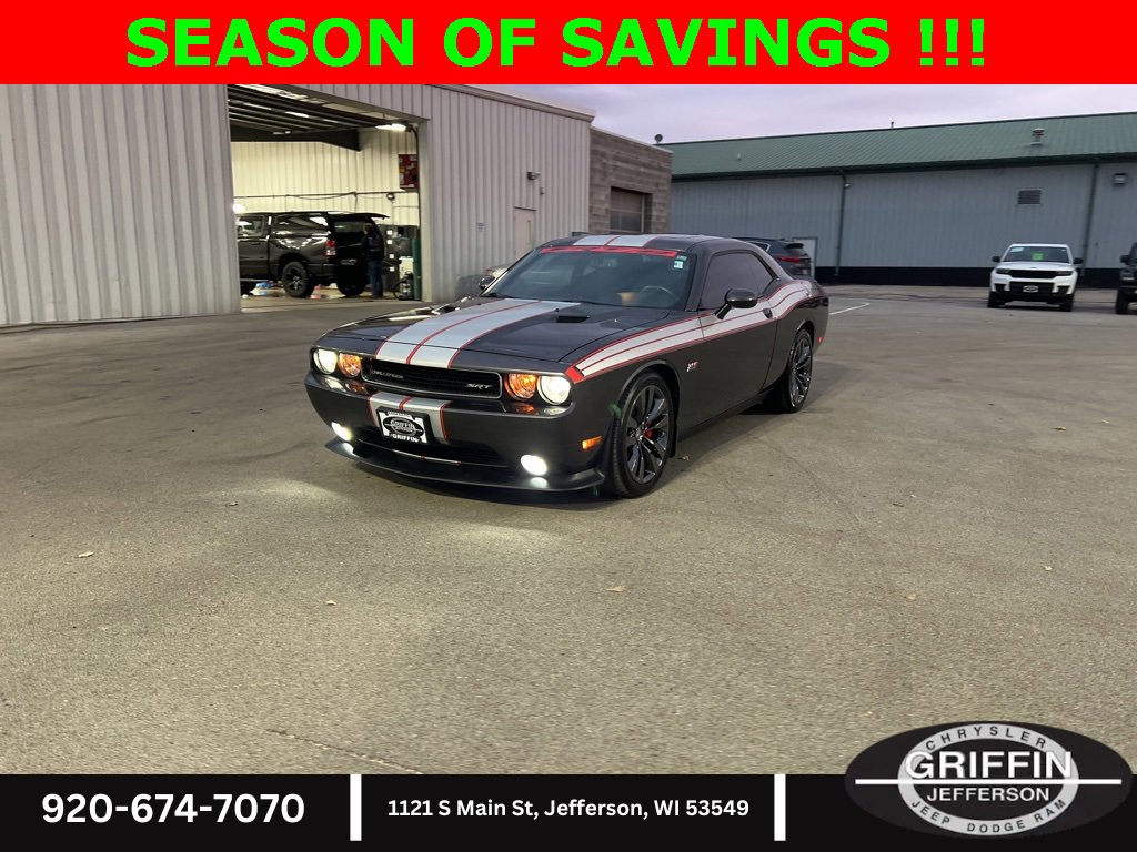 Used 2014 Dodge Challenger SRT8 image 3