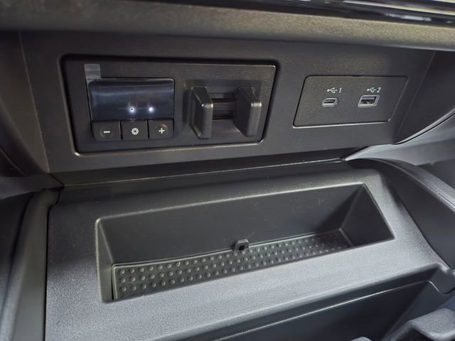 Used 2023 Nissan Titan PRO-4X w/ Pro-4x Utility Package image 27