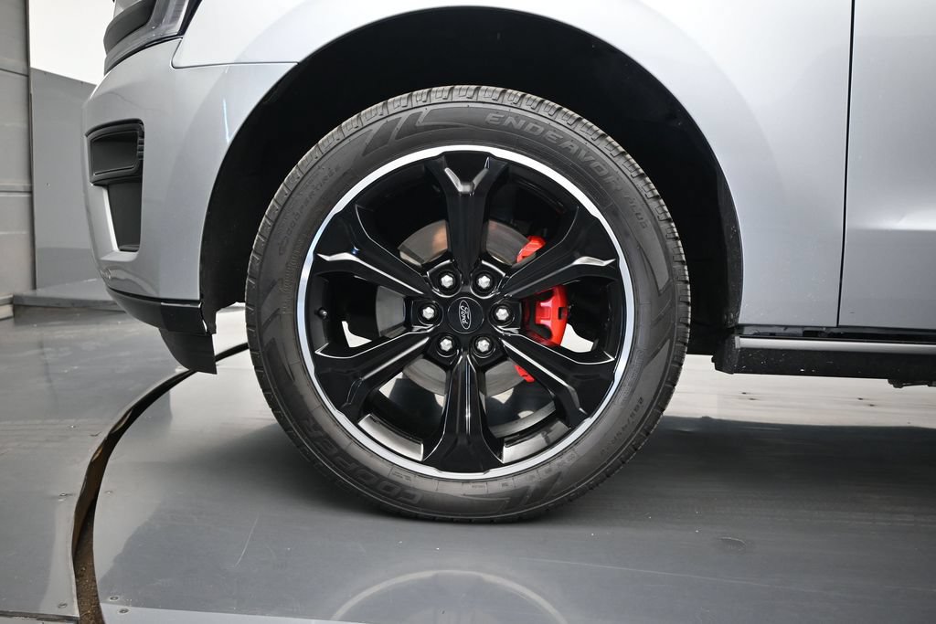 Used 2023 Ford Expedition Limited AWD/4WD image 28