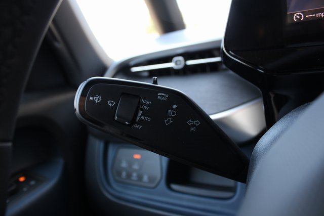 New 2025 Volkswagen ID. Buzz Pro S Plus image 7
