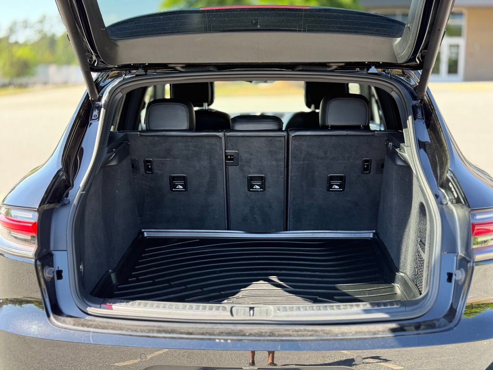 Used 2020 Porsche Macan S image 49