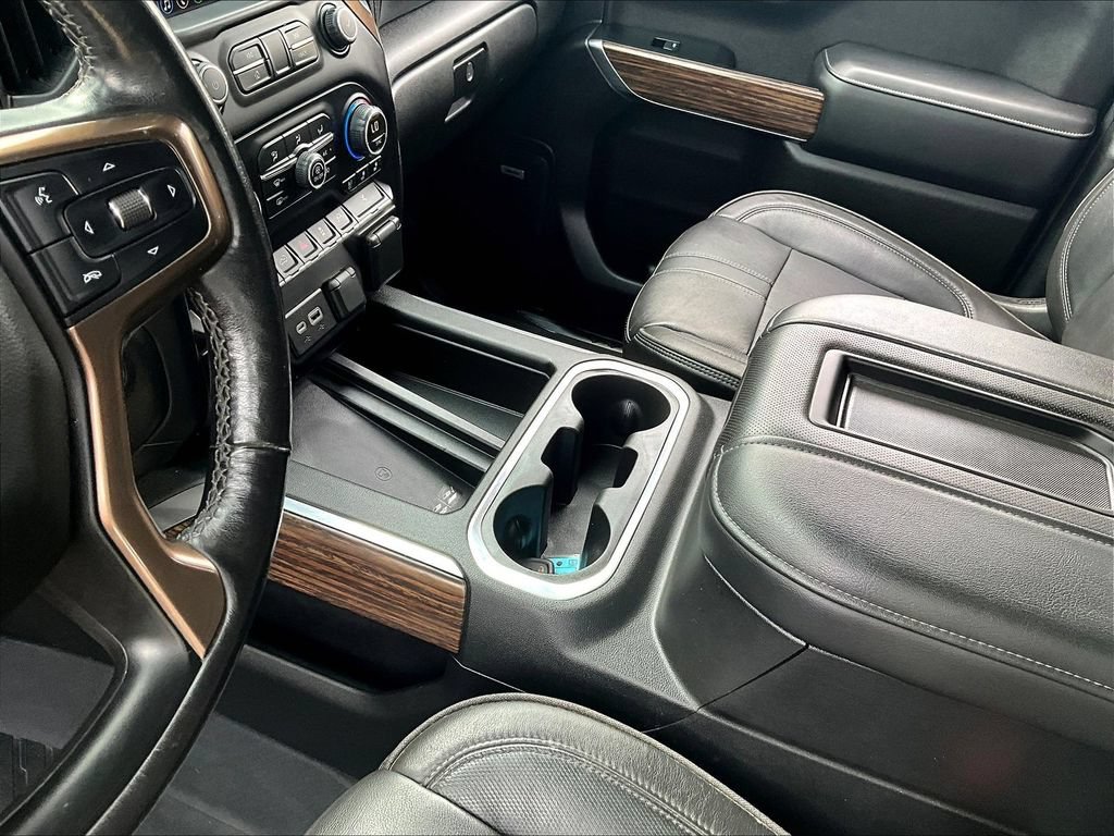 Used 2019 Chevrolet Silverado 1500 High Country w/ Technology Package AWD/4WD image 20