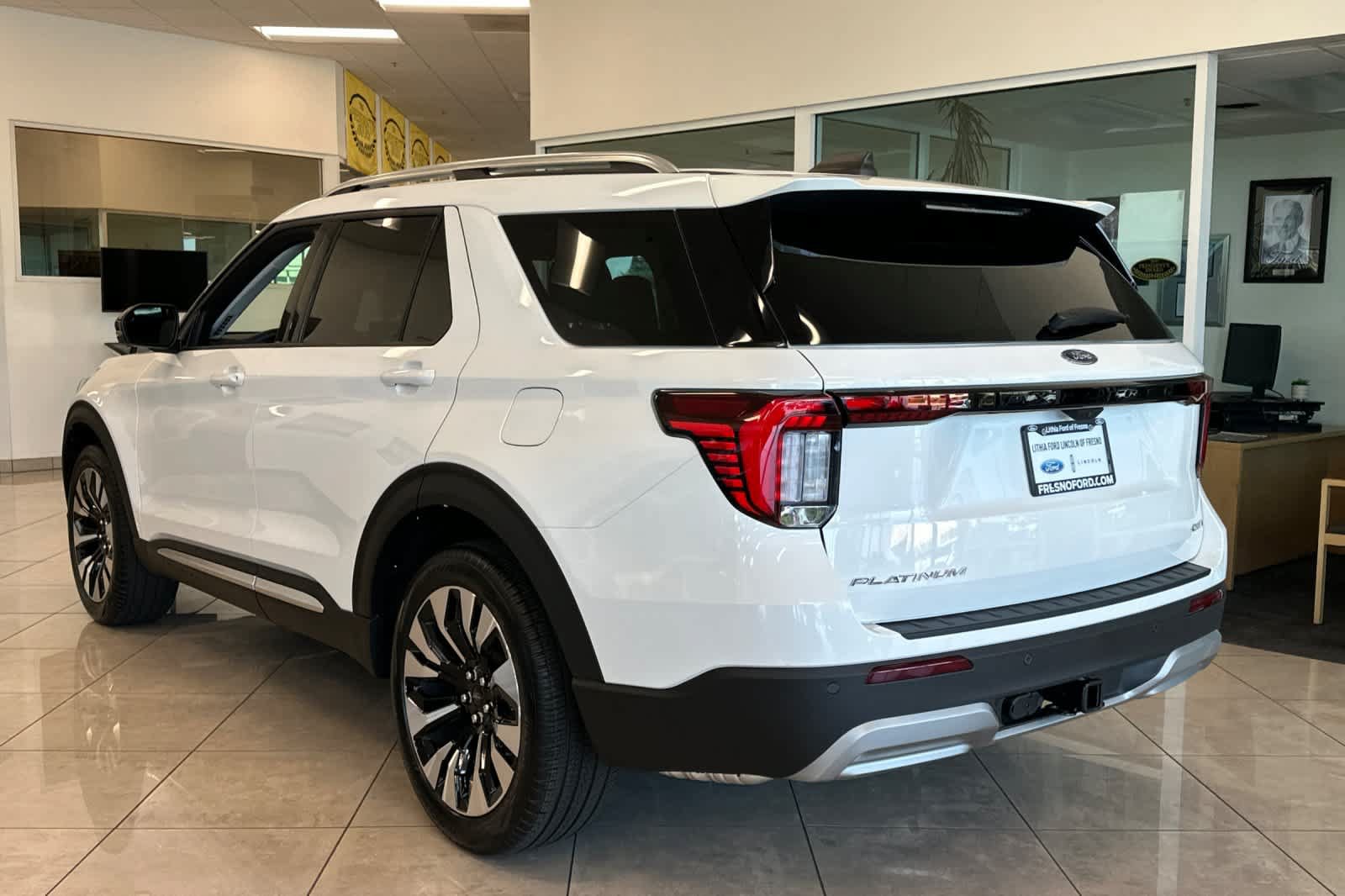 New 2026 Ford Explorer Platinum w/ LUX Leather Package AWD/4WD image 6