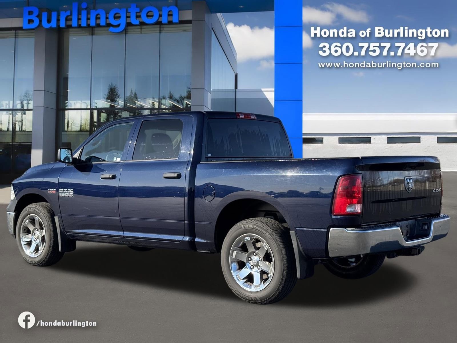 Used 2015 RAM 1500 ST w/ SXT Appearance Group image 4