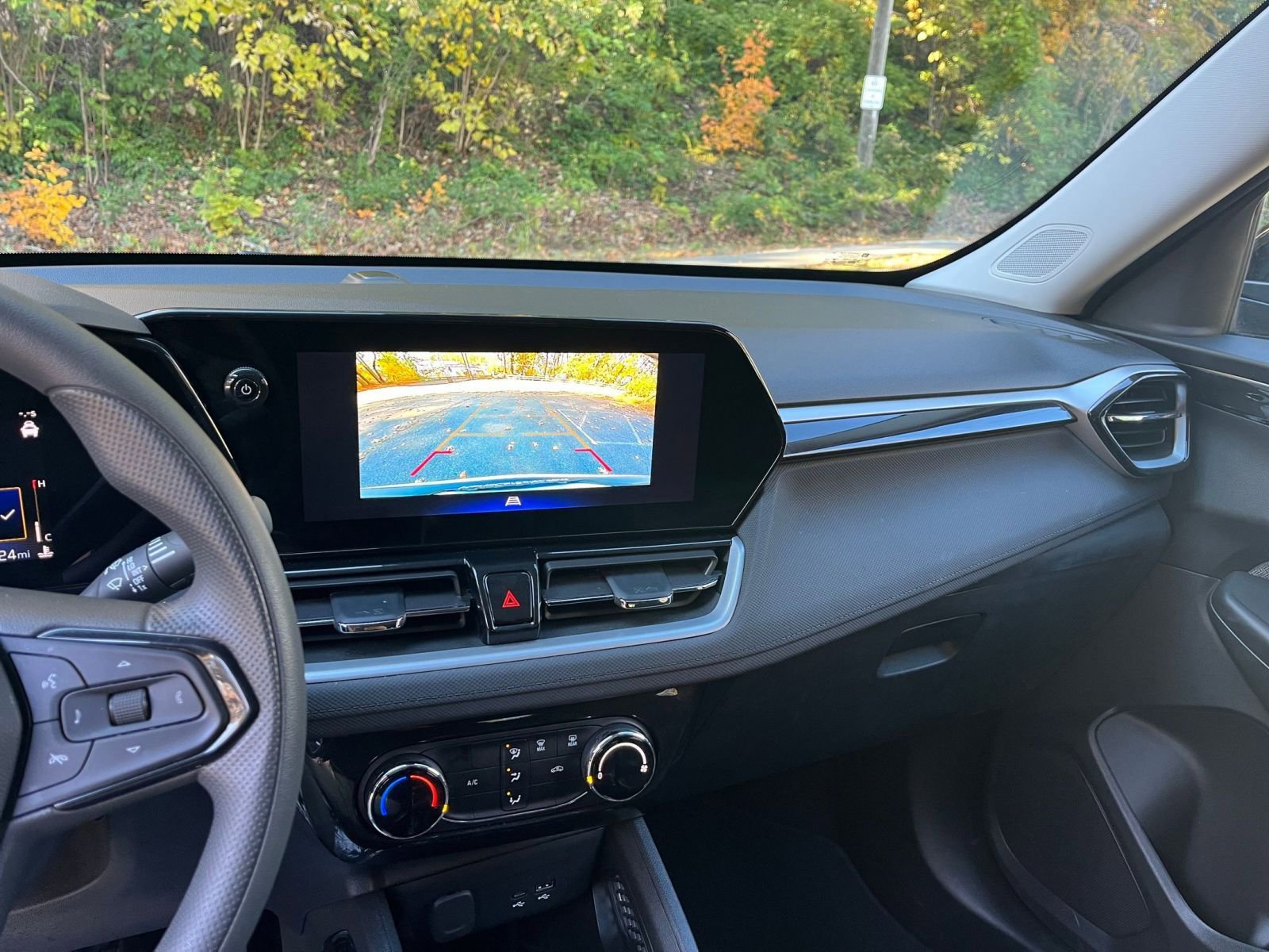 Used 2025 Chevrolet TrailBlazer LT image 17