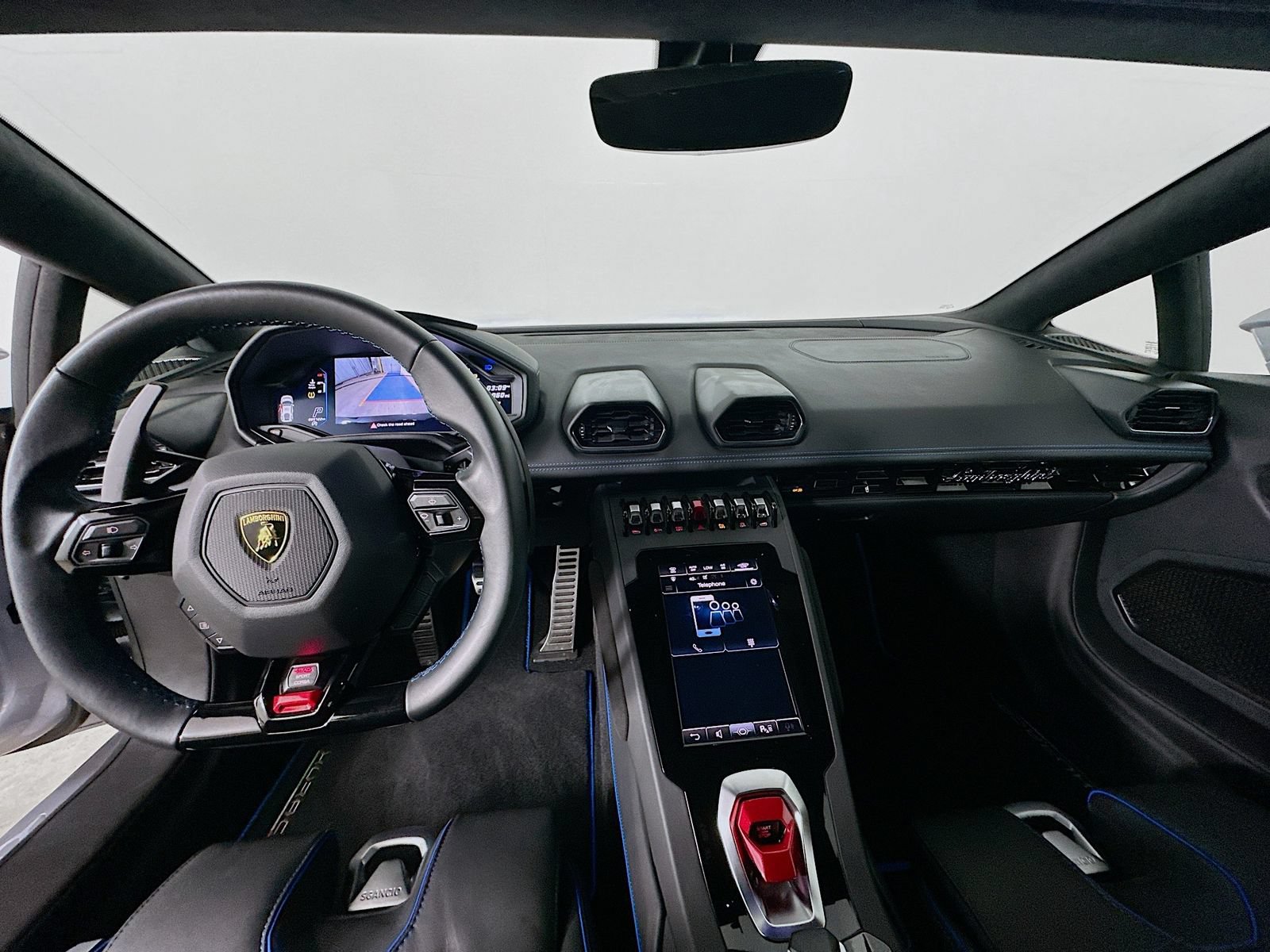 Used 2023 Lamborghini Huracan EVO RWD image 14