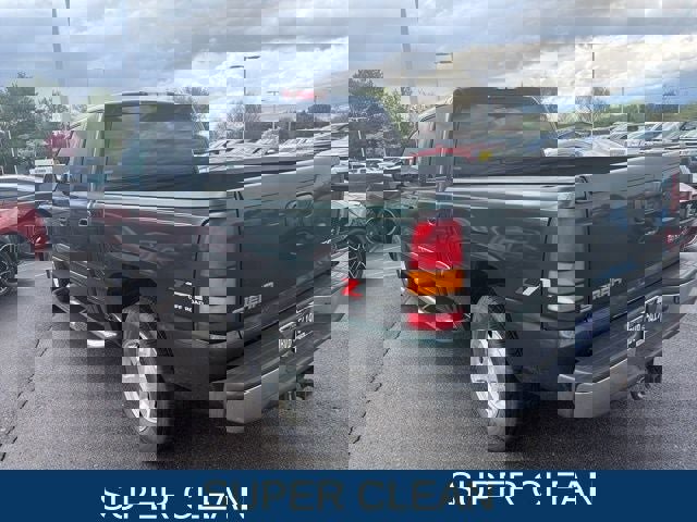 Used 2005 GMC Sierra 1500 SLE w/ Off-Road Package image 3