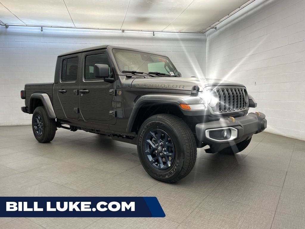 New 2026 Jeep Gladiator Mojave AWD/4WD image 1