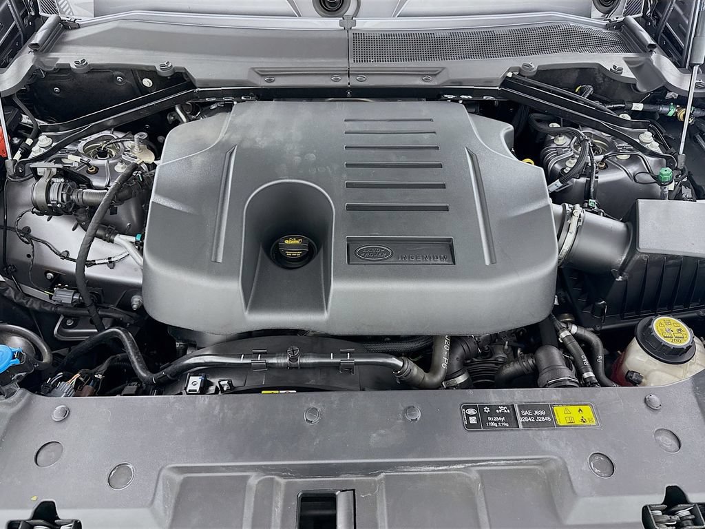 Certified 2024 Land Rover Defender 130 S AWD/4WD image 32