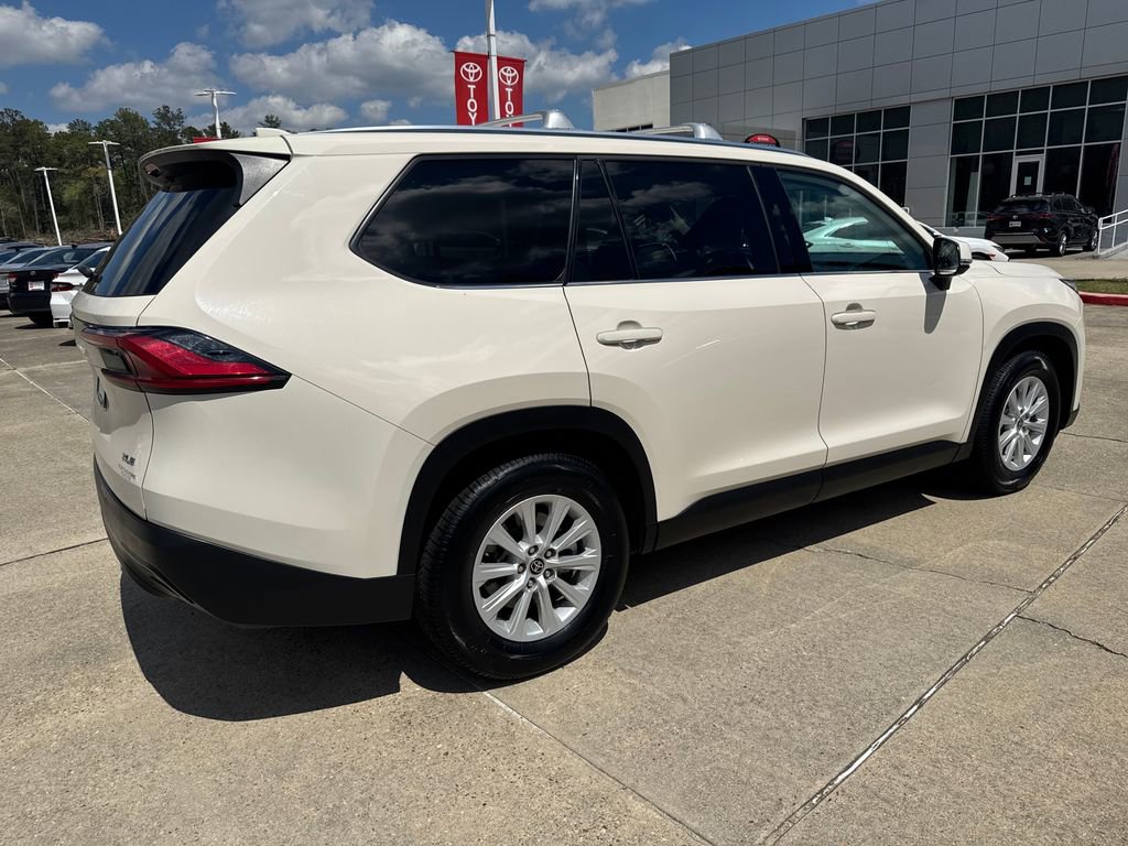 Used 2024 Toyota Grand Highlander XLE image 13