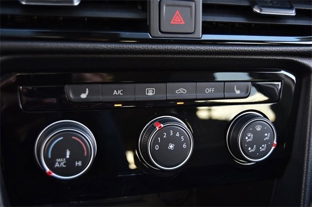 Certified 2023 Volkswagen Taos SE image 15