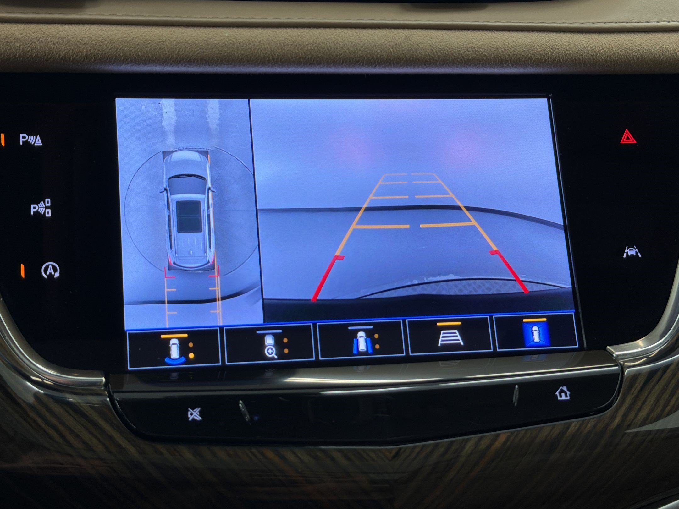 Used 2023 Cadillac XT6 Sport w/ Platinum Package AWD/4WD image 22