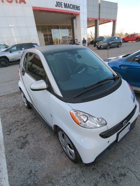 Used 2015 smart fortwo pure image 3