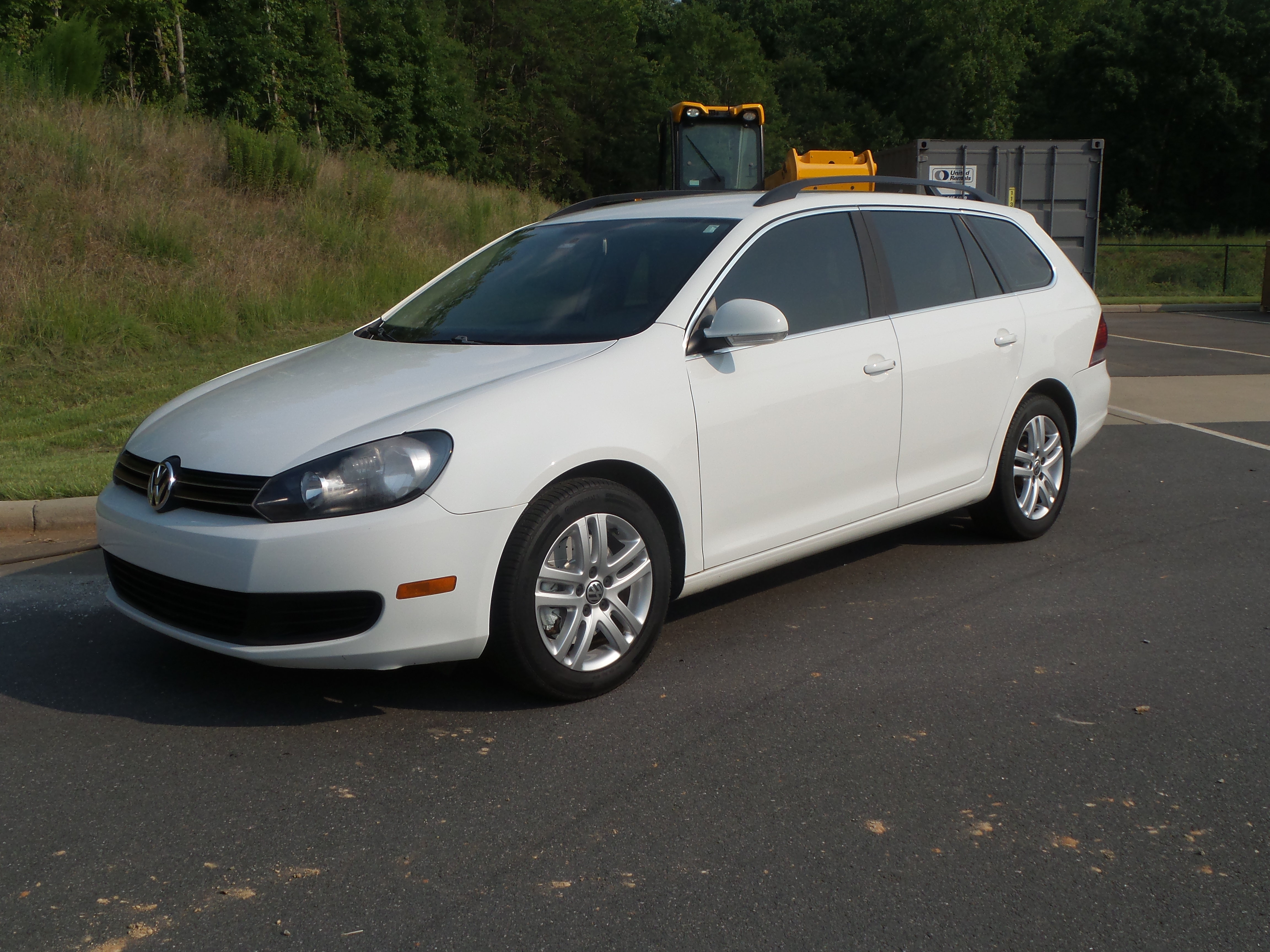Used 2014 Volkswagen Jetta TDI FWD image 1