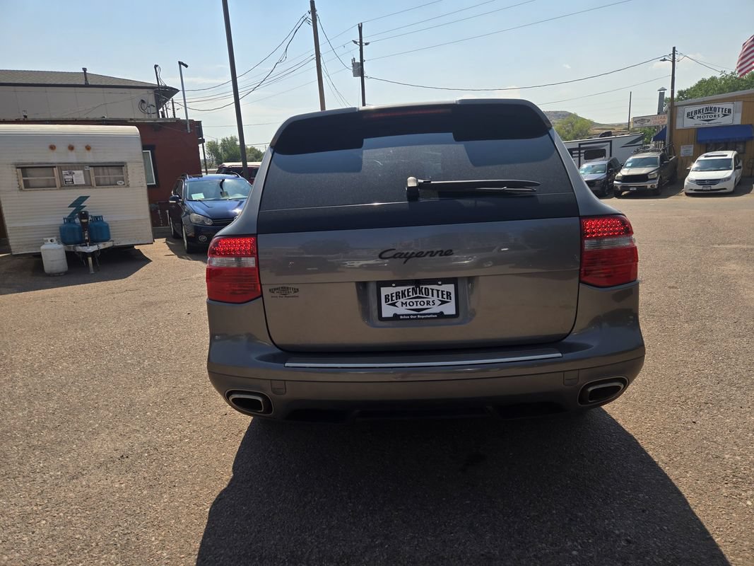 Used 2009 Porsche Cayenne AWD/4WD image 9