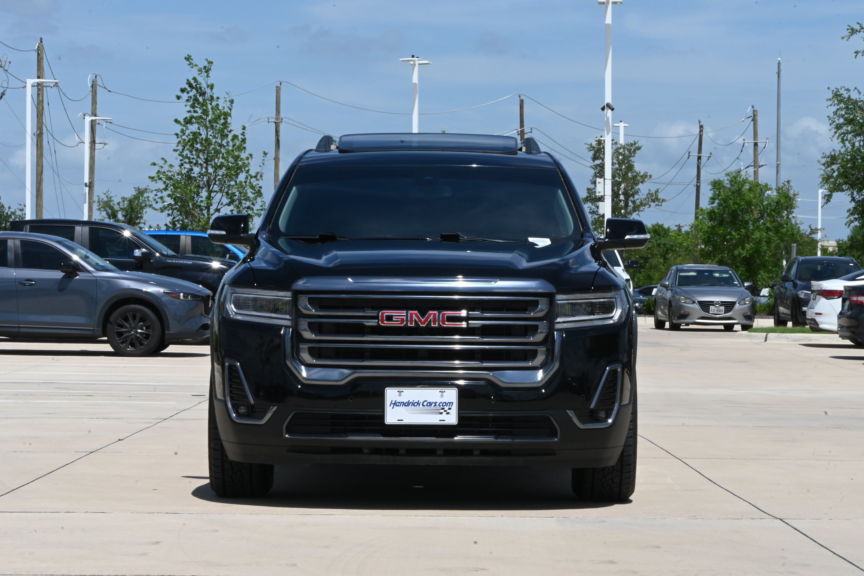 Used 2022 GMC Acadia AT4 w/ Preferred Package AWD/4WD image 3