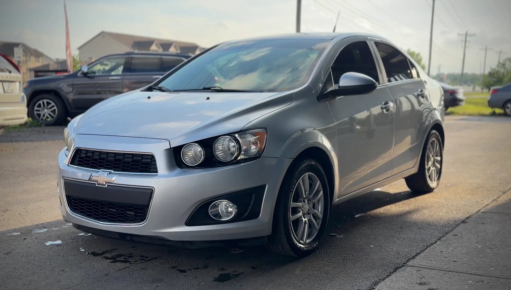 Used 2014 Chevrolet Sonic LT w/ Wheels and Fog Lamp Package FWD image 5