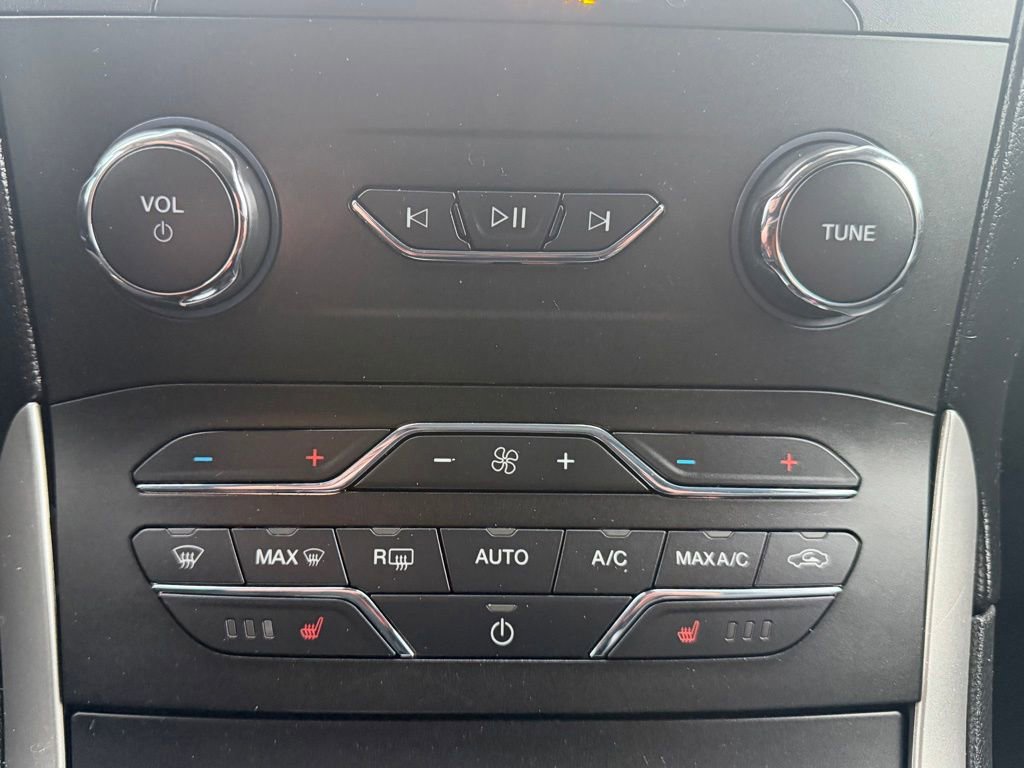 Used 2020 Ford Edge SEL AWD/4WD image 29