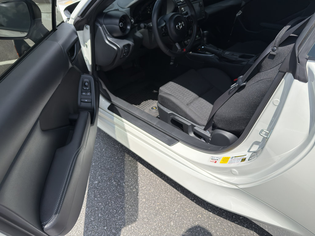 Used 2024 Toyota GR86 RWD image 13