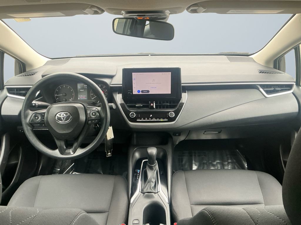 Used 2023 Toyota Corolla LE image 11
