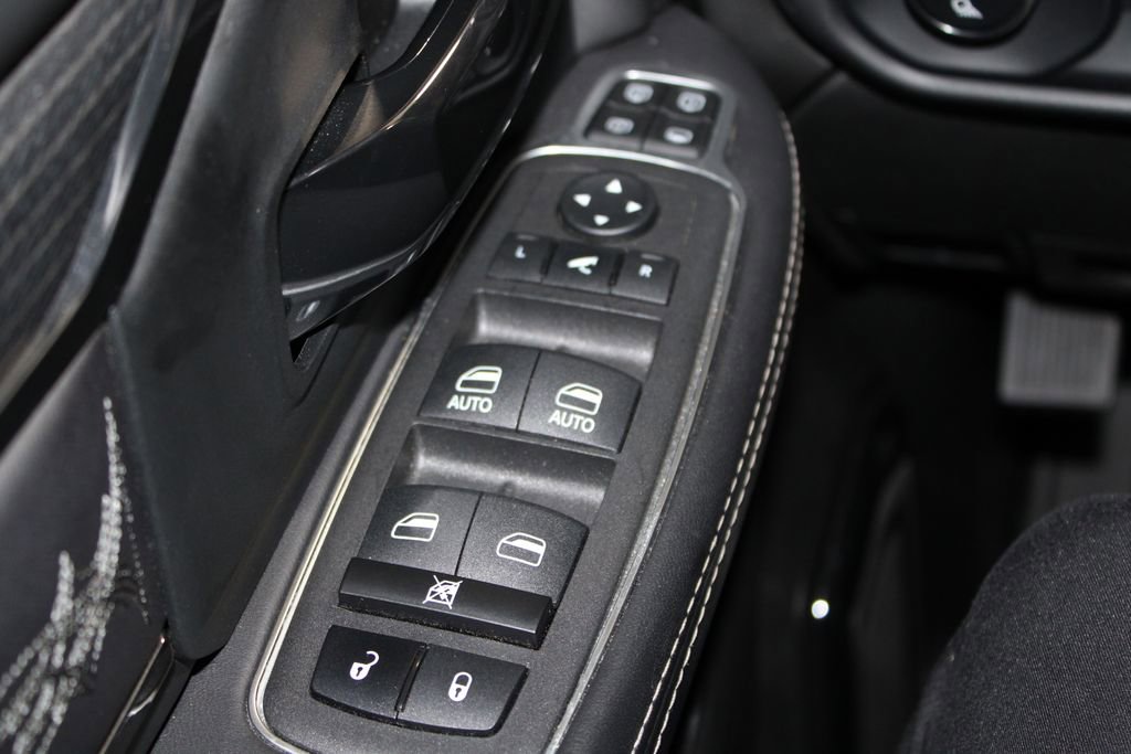 Used 2024 RAM 2500 Limited image 44