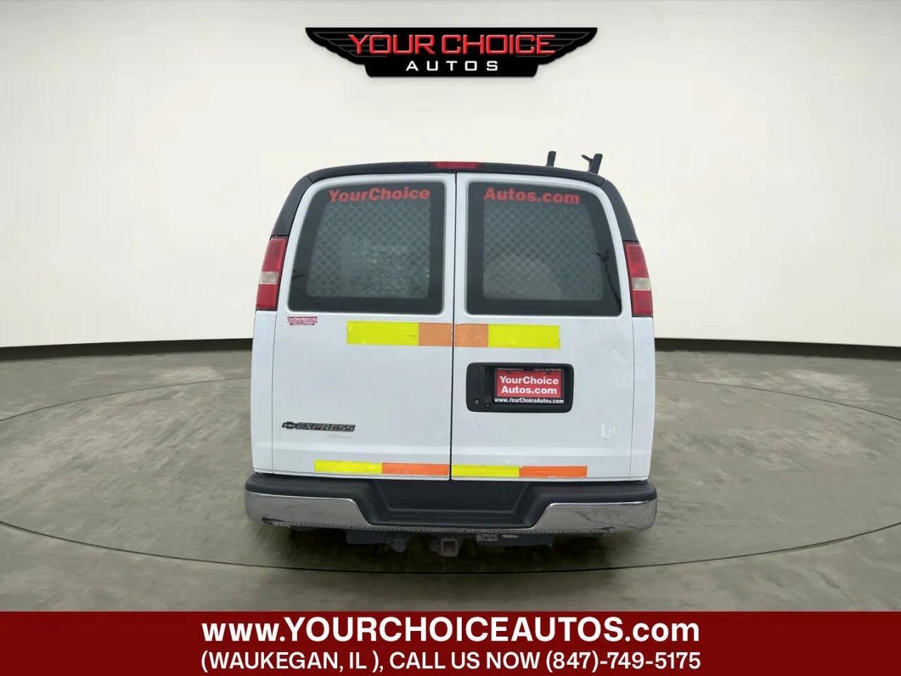 Used 2014 Chevrolet Express 2500 RWD image 4