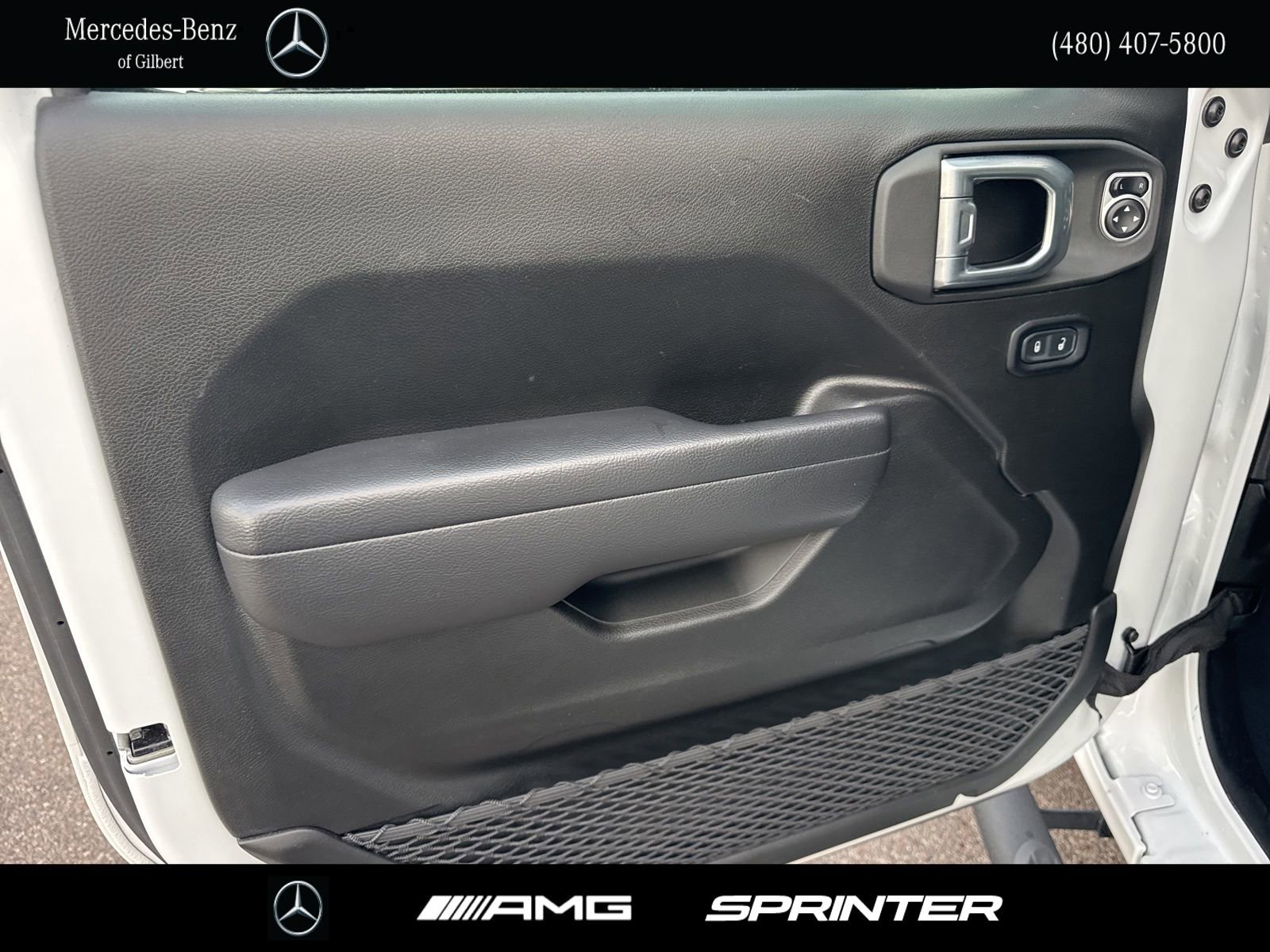 Used 2024 Jeep Wrangler Sport S image 9