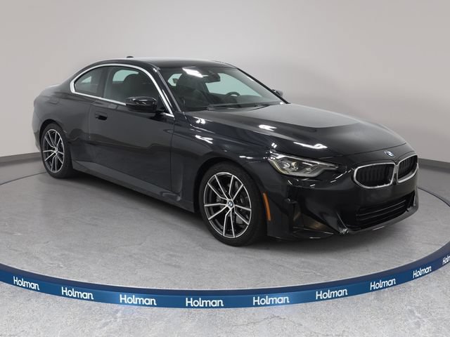 Used 2022 BMW 230i Coupe w/ Premium Package 2 RWD image 4