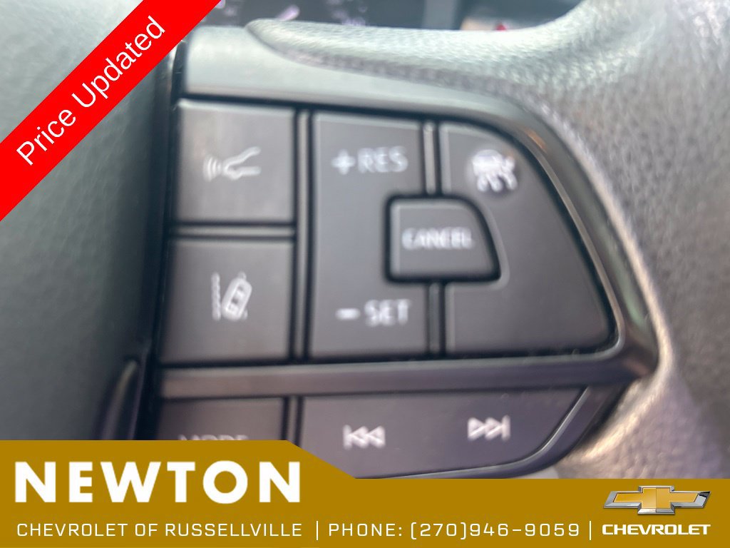 Used 2022 Toyota Sienna LE FWD image 14